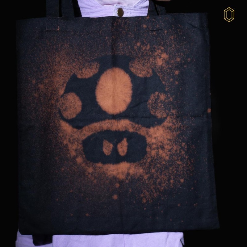 Tote bag 100% coton
Motif : Toad
